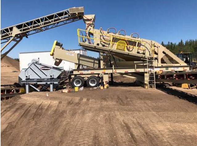  FAB-TEC 5×16 3 DECK SCREEN - FAB-TEC Aggregate Equipment