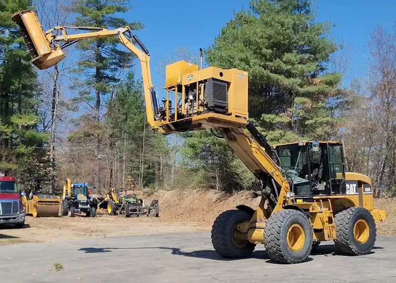 2005 Caterpillar 930G for sale $69,000 | Machinery Marketplace | 1E2CB1CC