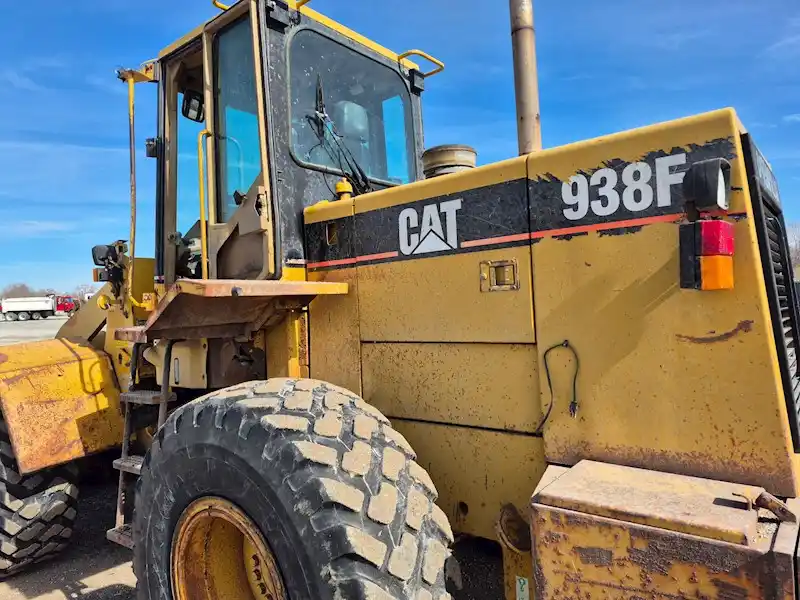 1995 Caterpillar 938F for sale $67,500 | Machinery Marketplace | 1B56778E