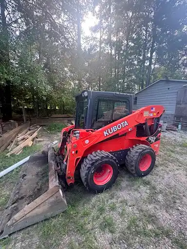  Kubota SSV 75 Skid Steer - Kubota Skid Steers - mdl-kubota-skid-steers-ssv-75-skid-steer-ba5d67eb-1.JPEG