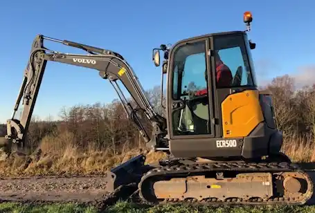  Volvo ECR50D - Volvo Excavators - mdl-volvo-excavators-ecr50d-1c015955-1.jpg