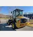 2017 Caterpillar 908M - Caterpillar Loaders