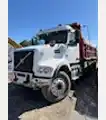 2017 Volvo VHD84F Quad Axle Dump Truck (Stk# 3422) - Volvo Dump Trucks