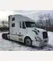 2014 Volvo 780 - in Maine - 🅰𝐀𝐥𝐥 𝐎𝐟𝐟𝐞𝐫𝐬 𝐂𝐨𝐧𝐬𝐢𝐝𝐞𝐫𝐞𝐝 - Volvo Freight Trucks