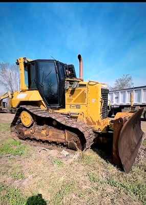 Caterpillar Bulldozers at Machinery Marketplace - mdl-caterpillar-bulldozers-d6nxl-0e886f04-1.jpeg