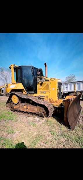 Caterpillar Bulldozers at Machinery Marketplace - mdl-caterpillar-bulldozers-d6nxl-c892c524-1.png
