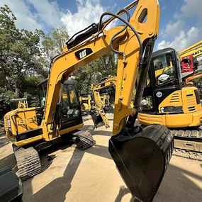 Caterpillar Excavators at Machinery Marketplace - mdl-caterpillar-excavators-305-5e2-4795e537-1.jpg