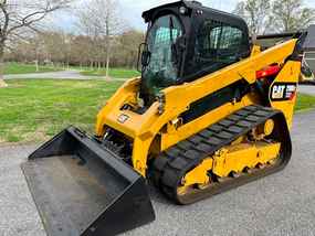 Caterpillar Skid Steers at Machinery Marketplace - mdl-caterpillar-skid-steers-299d-xhp-2826fa1e-2.jpg
