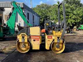 Dynapac Compactors at Machinery Marketplace - mdl-dynapac-compactors-cc122-smooth-drum-roller-2b8d9c1e-5.jpg