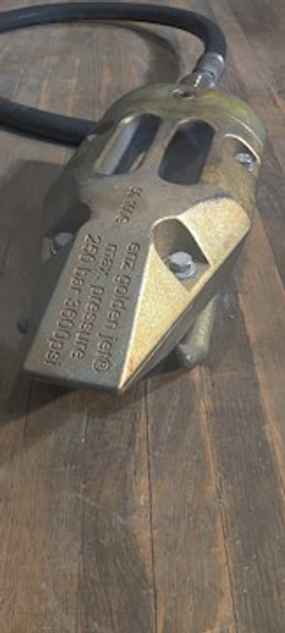 ENZ nozzles Bulldozers at Machinery Marketplace - mdl-enz-nozzles-bulldozers-50-100g-3f369792-1.jpg