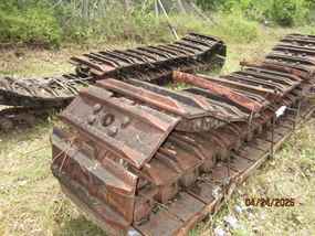 Hitachi Excavators at Machinery Marketplace - mdl-hitachi-excavators-9237916-track-link-ass-y-99023c1e-1.JPG
