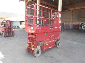 JLG Aerial Work Platforms at Machinery Marketplace - mdl-jlg-aerial-work-platforms-2632es-789b9361-8.JPG
