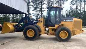 John Deere Loaders at Machinery Marketplace - mdl-john-deere-loaders-544k-930aac1f-1.JPG