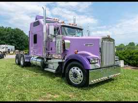 Kenworth Cab Chassis Trucks at Machinery Marketplace - mdl-kenworth-cab-chassis-trucks-w900l-adbad1a8-1.jpg