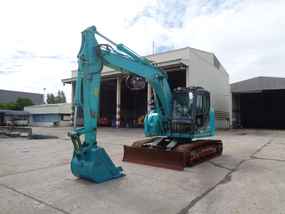 Kobelco Excavators at Machinery Marketplace - mdl-kobelco-excavators-sk135sr-3f-dbd4b714-3.JPG