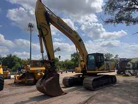 Komatsu Excavators at Machinery Marketplace - mdl-komatsu-excavators-pc360lc-10-271929e8-1.jpeg