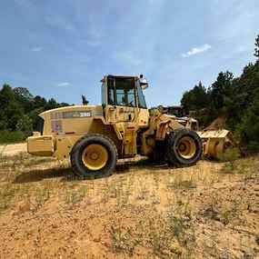 Komatsu Loaders at Machinery Marketplace - mdl-komatsu-loaders-wa250-5l-wheel-loader-5324e4ff-1.jpg