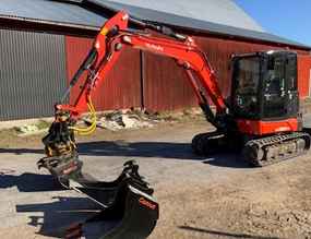 Kubota Excavators at Machinery Marketplace - mdl-kubota-excavators-kx060-5-1340a73d-1.jpg