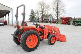 Kubota Tractors at Machinery Marketplace - mdl-kubota-tractors-l2501-37805757-1.png