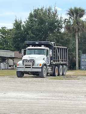 Mack Dump Trucks at Machinery Marketplace - mdl-mack-dump-trucks-granite-tri-axle-dump-truck-f692a381-1.jpg