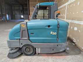 Other Sweepers & Broom Equipment at Machinery Marketplace - mdl-other-sweepers-broom-equipment-s30-658b7e86-1.jpg