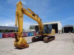 SUMITOMO Excavators at Machinery Marketplace - mdl-sumitomo-excavators-sh200-5-a87cb7df-14.JPG