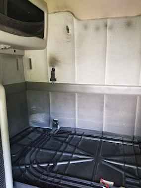 Volvo Freight Trucks at Machinery Marketplace - mdl-volvo-freight-trucks-vnl-730-a0cc2c55-1.jpg