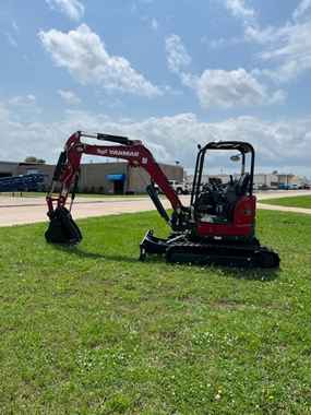Yanmar Excavators at Machinery Marketplace - mdl-yanmar-excavators-vio35-6a-5f52241f-4.jpg