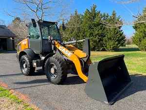 2018 CASE 321F - CASE Loaders