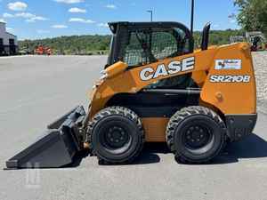 2025 CASE SR210B - CASE Skid Steers