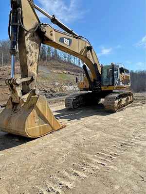 2011 Caterpillar 374DL - Caterpillar Excavators