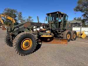 1985 Caterpillar Ex-Army 130G - Caterpillar Motor Grader