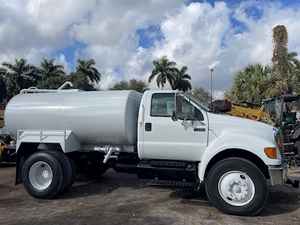 2007 Ford F750 SD Water Truck - Ford Water Trucks