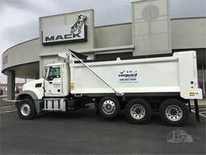 2016 Mack GRANITE GU713 - Mack Dump Trucks
