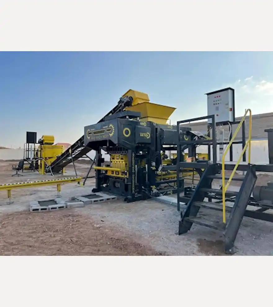 2025 Bess Concrete Block Machine PRS600 - Bess Concrete Block Machine Concrete Mixers - bess-concrete-block-machine-concrete-mixers-prs600-f0f7ef42-1.jpeg