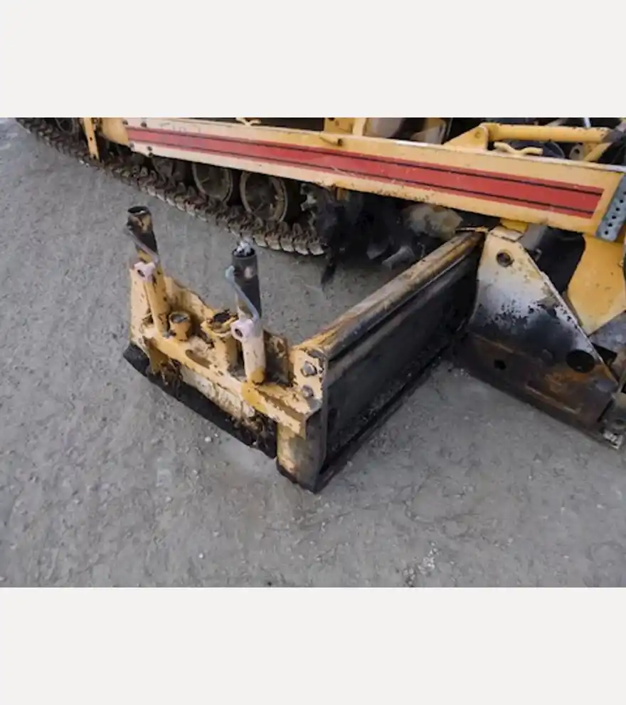  Blaw-Knox PF500 Crawler 2734 - Blaw-Knox Asphalt & Conrete - blaw-knox-asphalt-conrete-pf500-crawler-2734-cb4b57a2-20.jpg