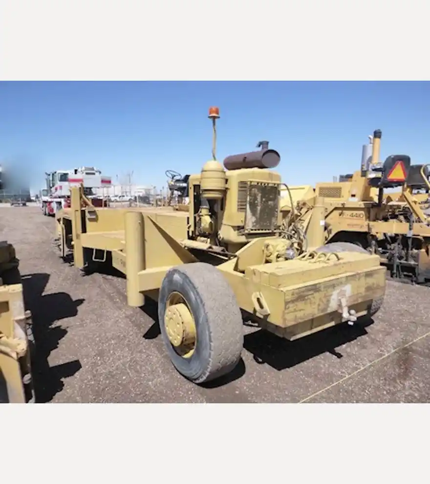  Blaw-Knox RW195 Asphalt Paver (2368) - Blaw-Knox Asphalt & Conrete - blaw-knox-asphalt-conrete-rw195-asphalt-paver-2368-f6a38bdb-2.jpg