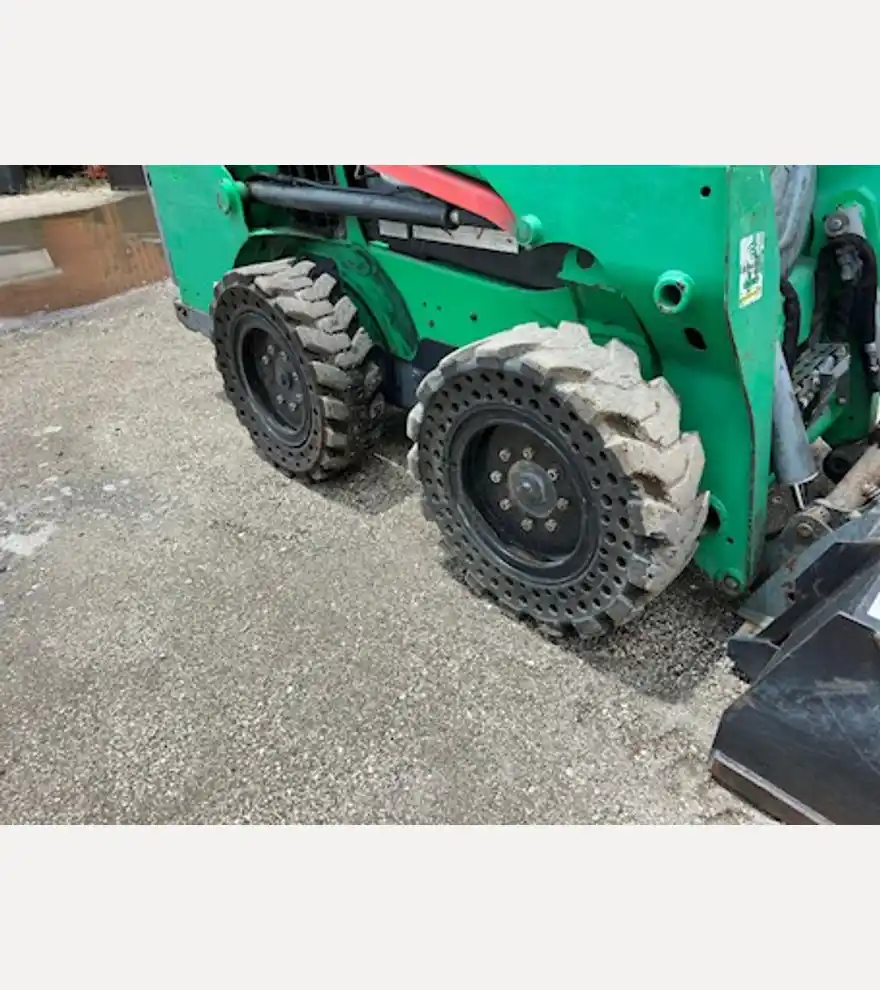 2018 Bobcat S550 Skid Steer - Bobcat Skid Steers - bobcat-skid-steers-s550-skid-steer-c71a1352-3.jpg
