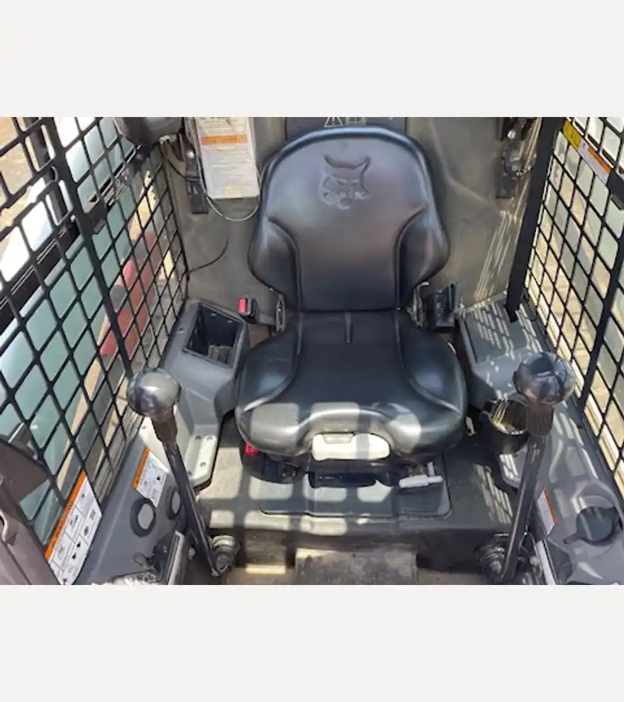 2019 Bobcat S570 Skid Steer - Bobcat Skid Steers - bobcat-skid-steers-s570-skid-steer-d4805cd1-2.jpg