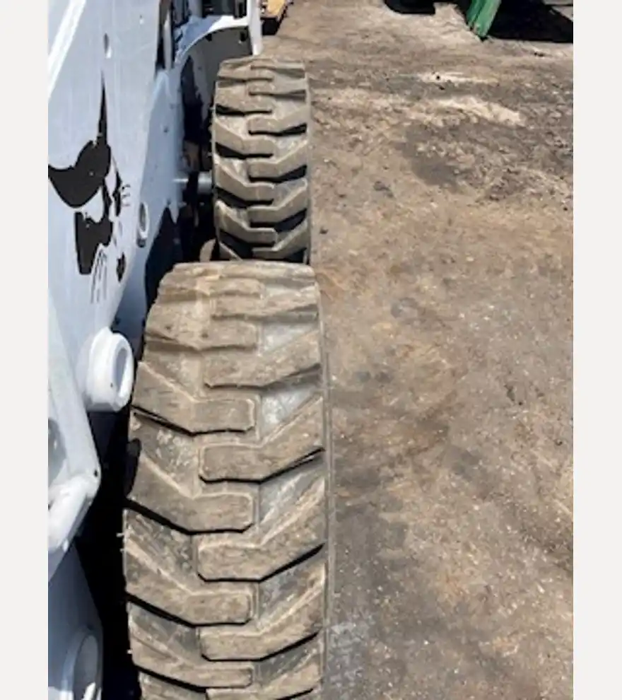 2019 Bobcat S570 Skid Steer - Bobcat Skid Steers - bobcat-skid-steers-s570-skid-steer-d4805cd1-7.jpg