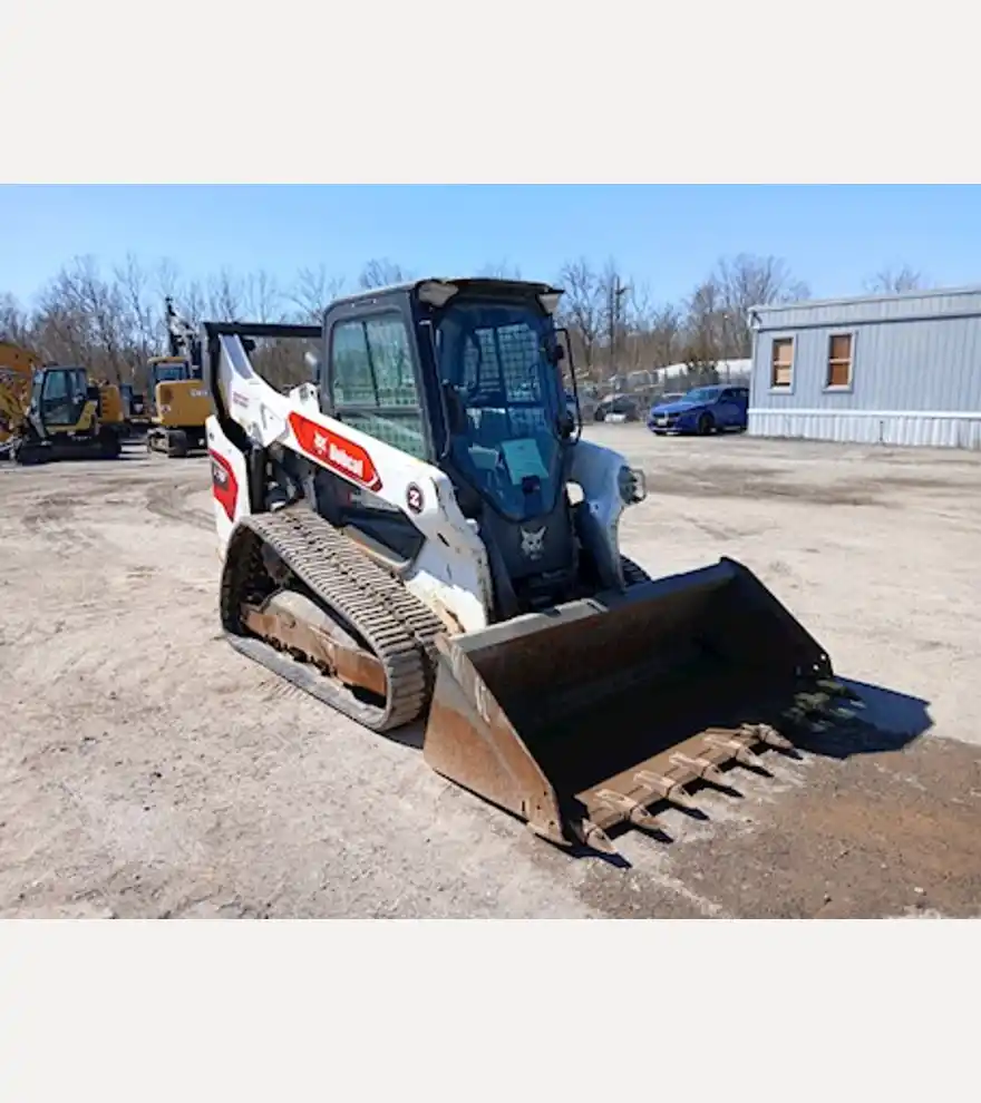 2020 Bobcat T76 - Bobcat Skid Steers - bobcat-skid-steers-t76-c9f79a8f-11.jpg