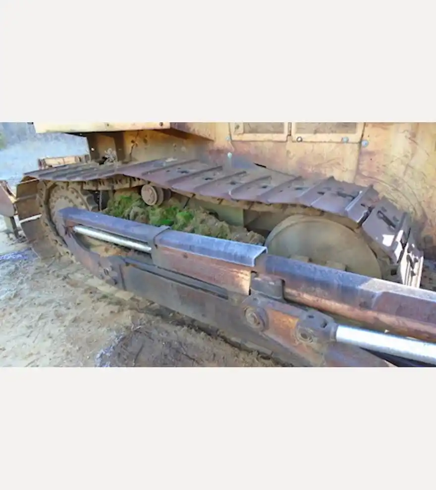 1984 CASE 1450B Crawler Dozer - CASE Bulldozers - case-bulldozers-1450b-crawler-dozer-ae2e6485-10.JPG