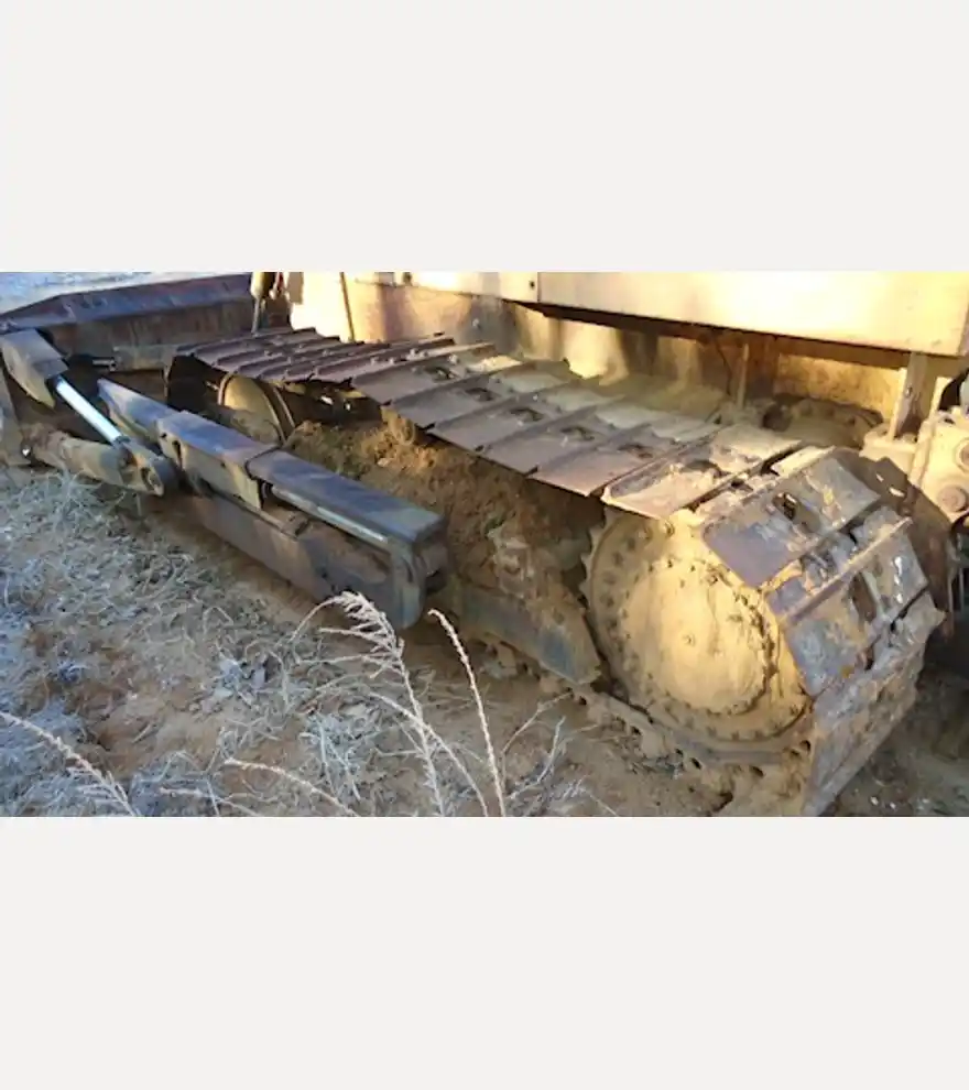 1984 CASE 1450B Crawler Dozer - CASE Bulldozers - case-bulldozers-1450b-crawler-dozer-ae2e6485-12.JPG