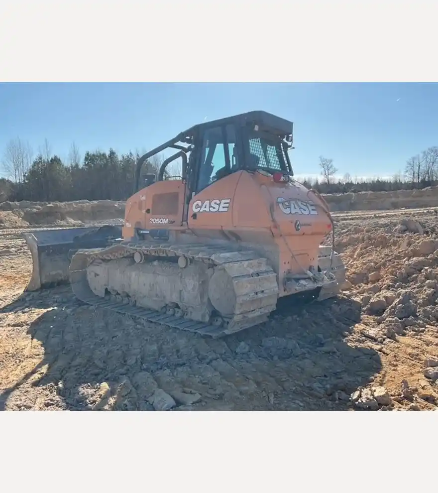 2020 CASE 2050M LGP Dozer - CASE Bulldozers - case-bulldozers-2050m-lgp-dozer-2e19c542-4.jpg