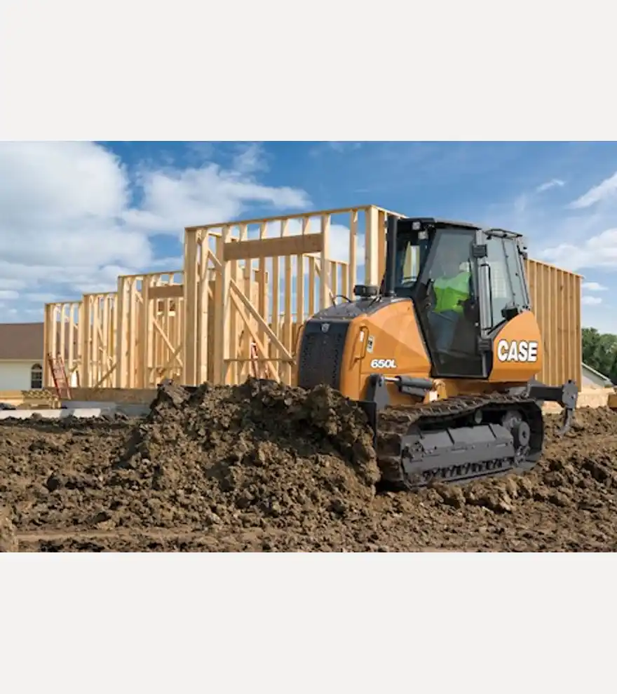 2014 CASE 650L LGP - CASE Bulldozers - case-bulldozers-650l-lgp-c6c9c586-1.jpg