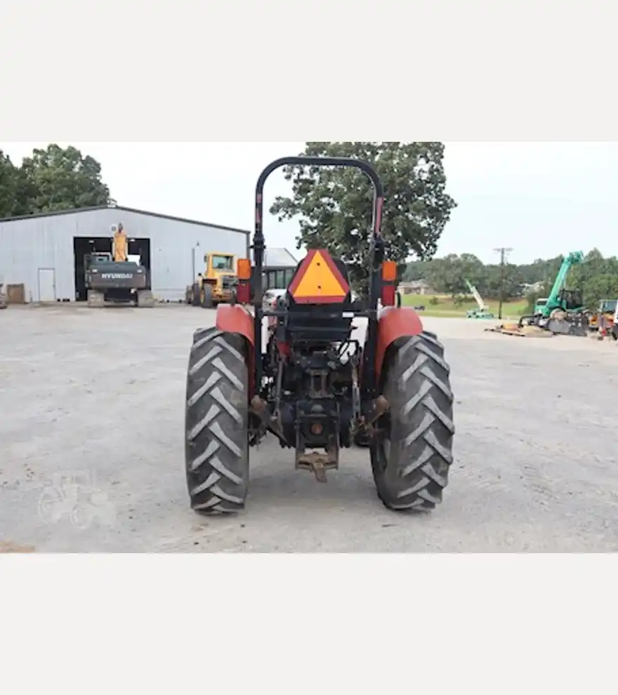 2011 CASE IH Farmall 55 Tractor - CASE IH Tractors - case-ih-tractors-farmall-55-tractor-8cd90af3-4.jpg
