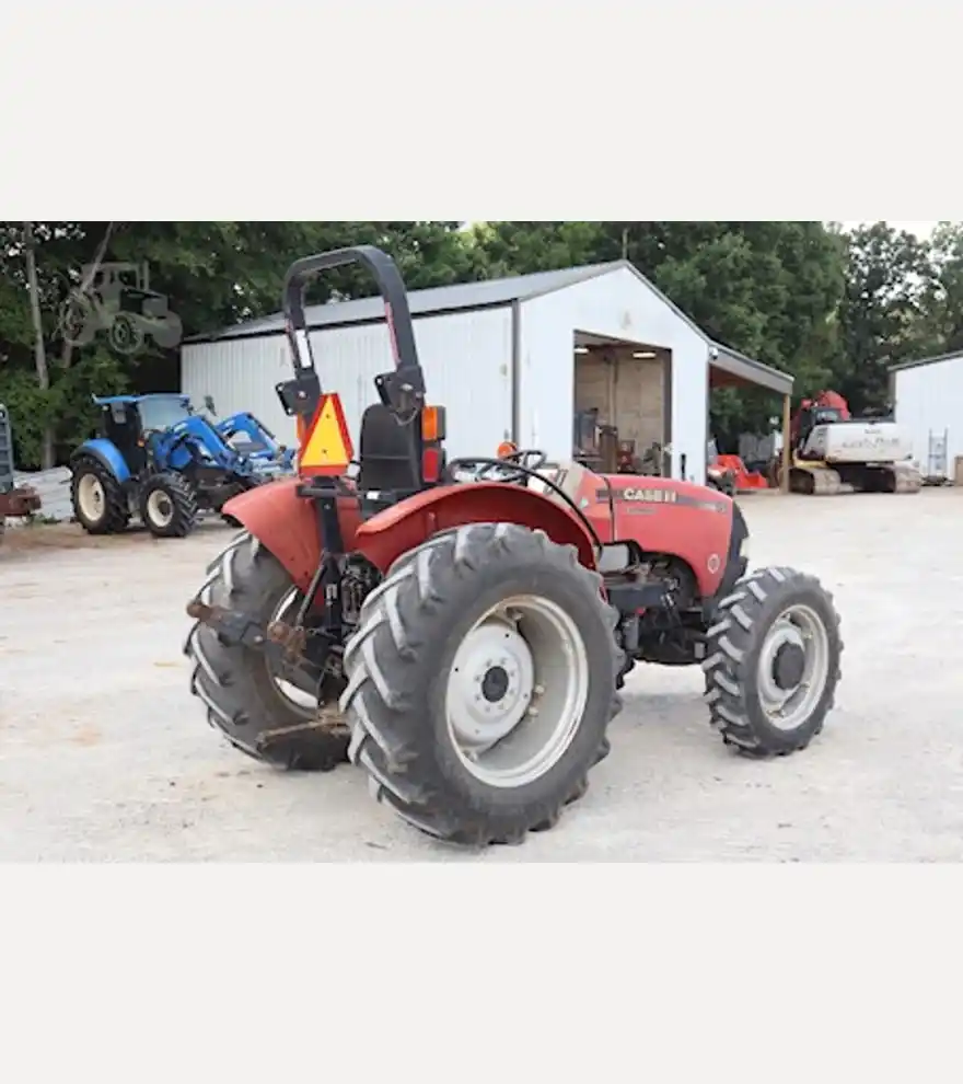 2011 CASE IH Farmall 55 Tractor - CASE IH Tractors - case-ih-tractors-farmall-55-tractor-8cd90af3-5.jpg