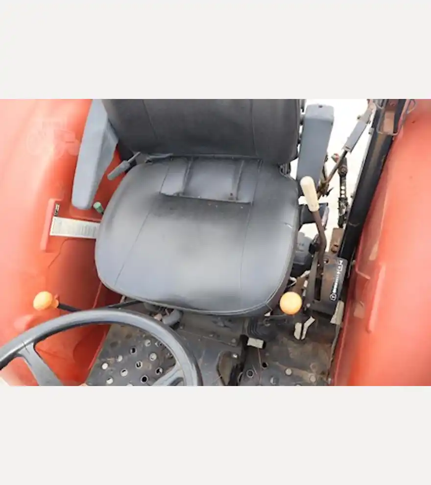 2011 CASE IH Farmall 55 Tractor - CASE IH Tractors - case-ih-tractors-farmall-55-tractor-8cd90af3-7.jpg