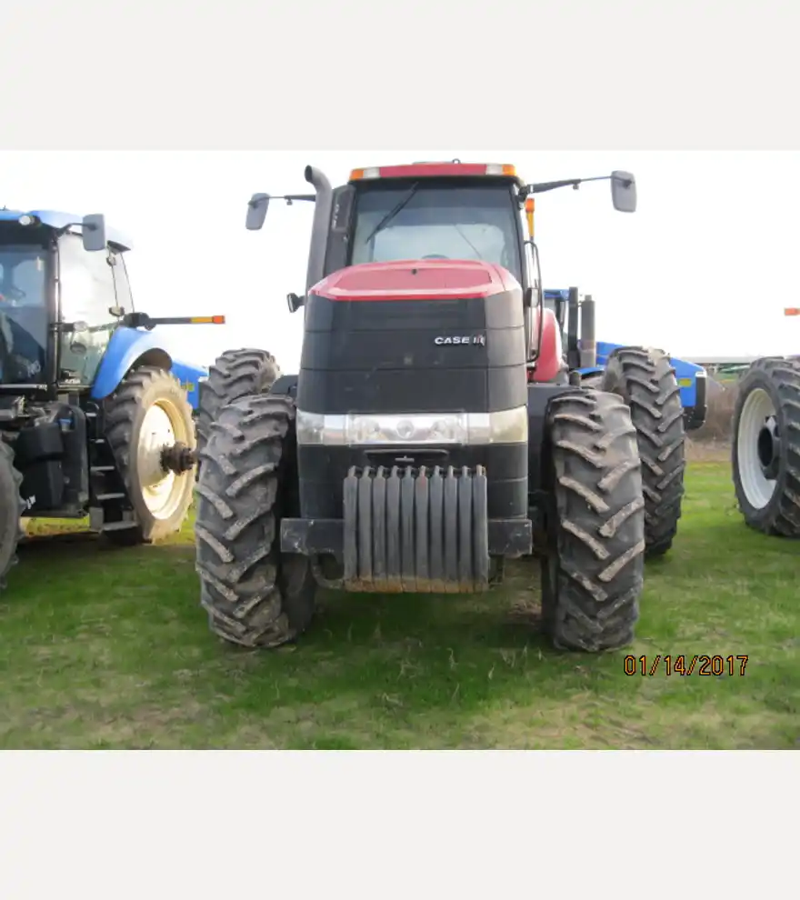 2014 CASE IH Magnum 260 - CASE IH Tractors - case-ih-tractors-magnum-260-ee328e04-2.JPG