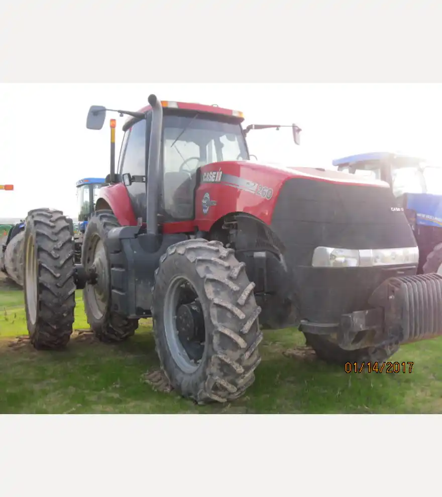 2014 CASE IH Magnum 260 - CASE IH Tractors - case-ih-tractors-magnum-260-ee328e04-3.JPG